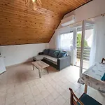 In - Balaton 52987